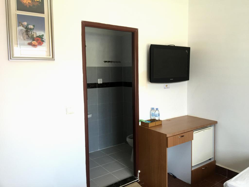 Soben Sensok Guesthouse Phnom-Penh Buitenkant foto