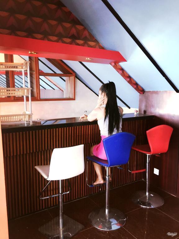 Soben Sensok Guesthouse Phnom-Penh Buitenkant foto